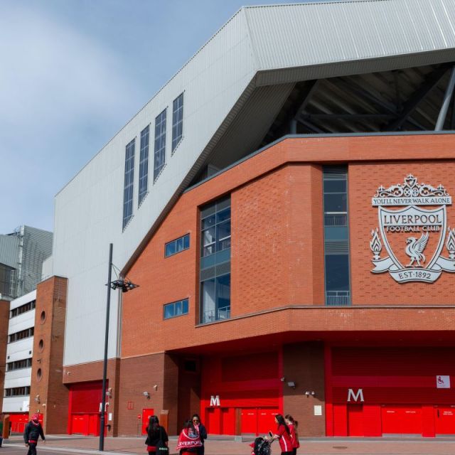 LFC Stadium Tour Anfield & Liverpool City Centre