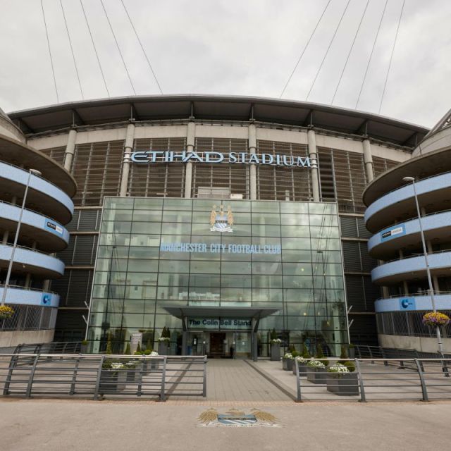 Etihad Stadium Tour & Manchester City Centre - Easter Monday